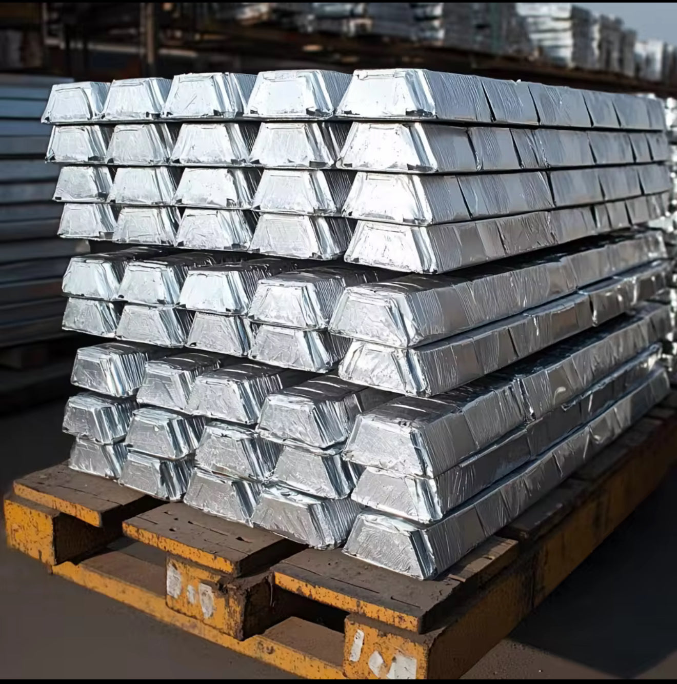 Aluminum Ingot A7 99.8%